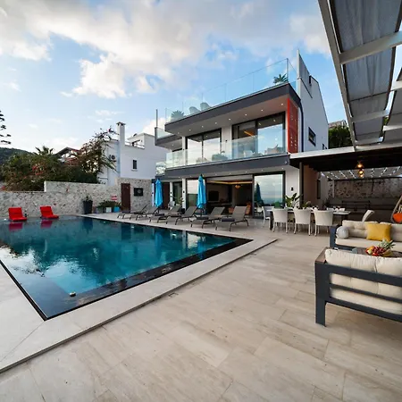 ヴィラ Cratos カルカン