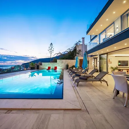 Villa Cratos