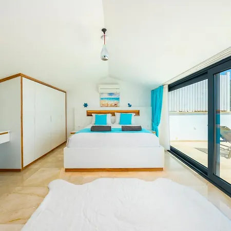 Cratos * Kalkan