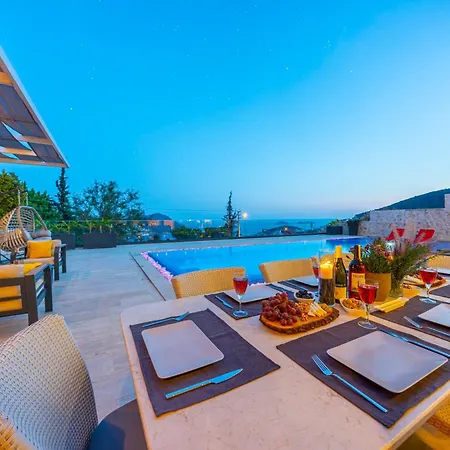 Villa Cratos